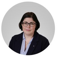 Frau Romina Spechtenhauser