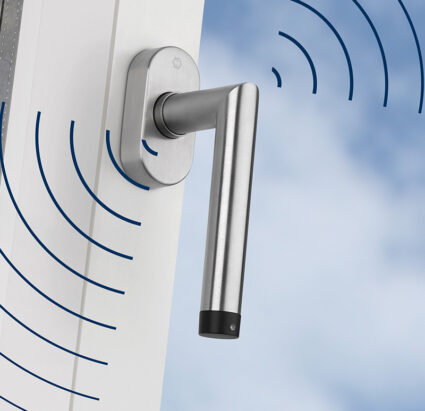 HOPPE-eFenstergriff ConnectSense aus Edelstahl, Serie Amsterdam, F69 Edelstahl matt