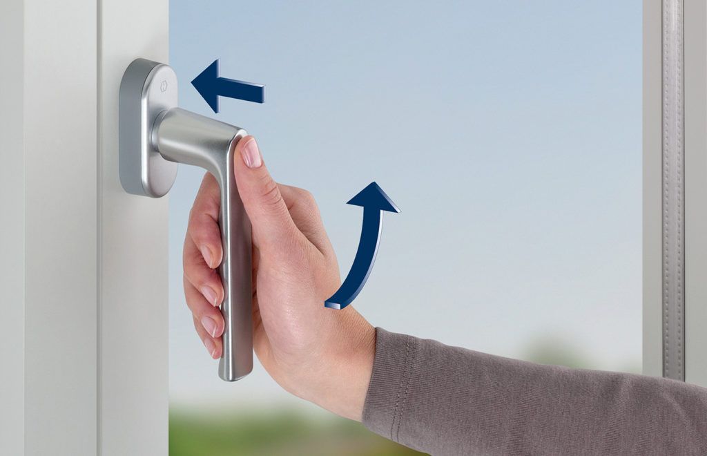 Nejprve stisknout – pak otočit!