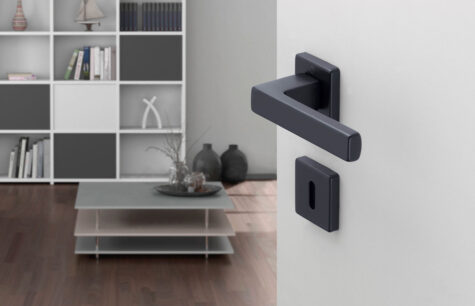 Im Trend: Griffe mit eckigen Formen