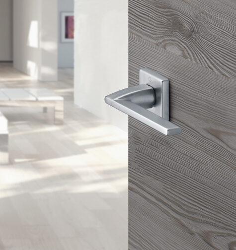 Juego de manillas HOPPE para puertas interiores, línea Bergamo, F41-R cromo satinado – Resista Juego de manillas HOPPE para puertas interiores, línea Bergamo, F41-R cromo satinado – Resista