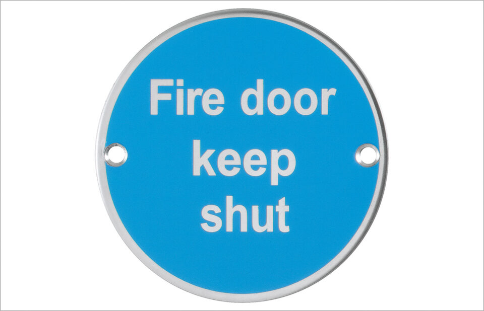 AR902 Fire door keep shut sign