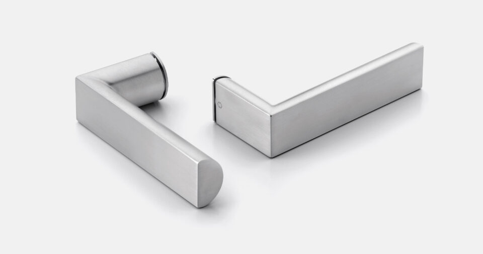 Guarnitura HOPPE in acciaio inox per porte interne, serie Miami, F69 acciaio inox satinato Guarnitura HOPPE in acciaio inox per porte interne, serie Miami, F69 acciaio inox satinato