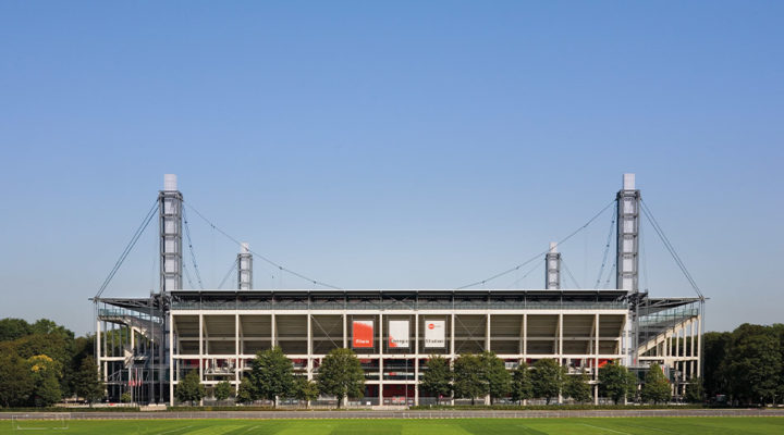 De goede greep in het Keulse RheinEnergieSTADION